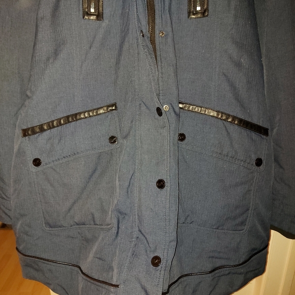 Livik Blue Winter Coat - Picture 3 of 11